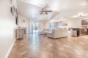 TV connectée, cheminée