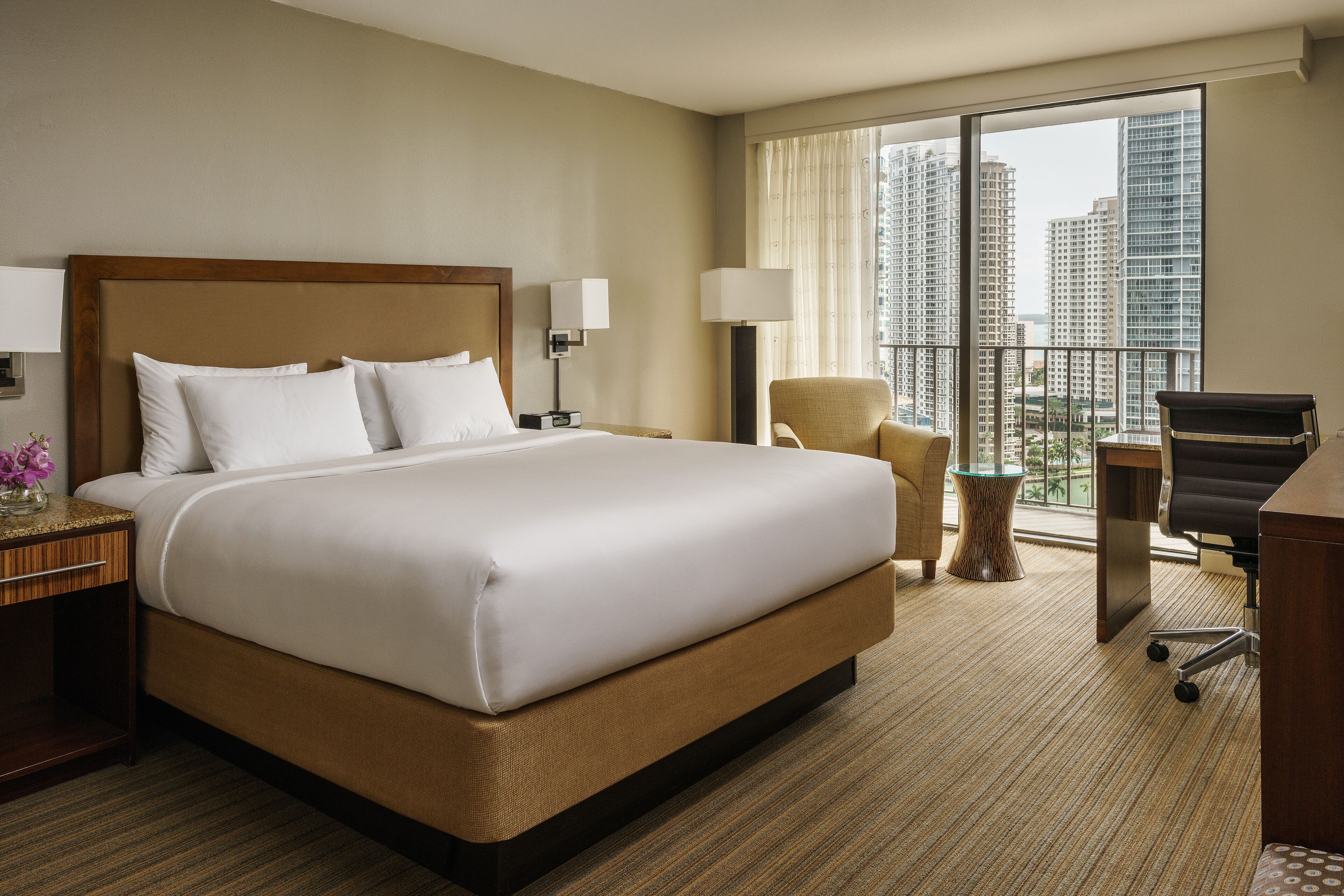 2 bedrooms, iron/ironing board, travel cot, WiFi