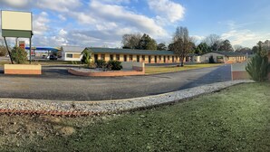 Property entrance - Hotel O Tallassee Hwy 14 (Tallassee)
