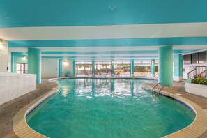 Piscina coperta, piscina all'aperto