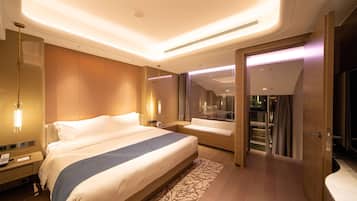 Suite, 1 Twin Bed, Lake View (Loft) | Premium bedding, down comforters, free minibar, in-room safe