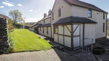 Cottage | Exterior