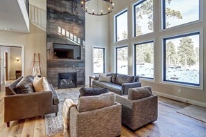 Flat-screen TV, fireplace