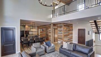 Télévision à écran plat, cheminée