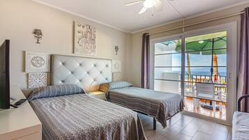 1 dormitorio, tabla de planchar con plancha, wifi gratis y ropa de cama
