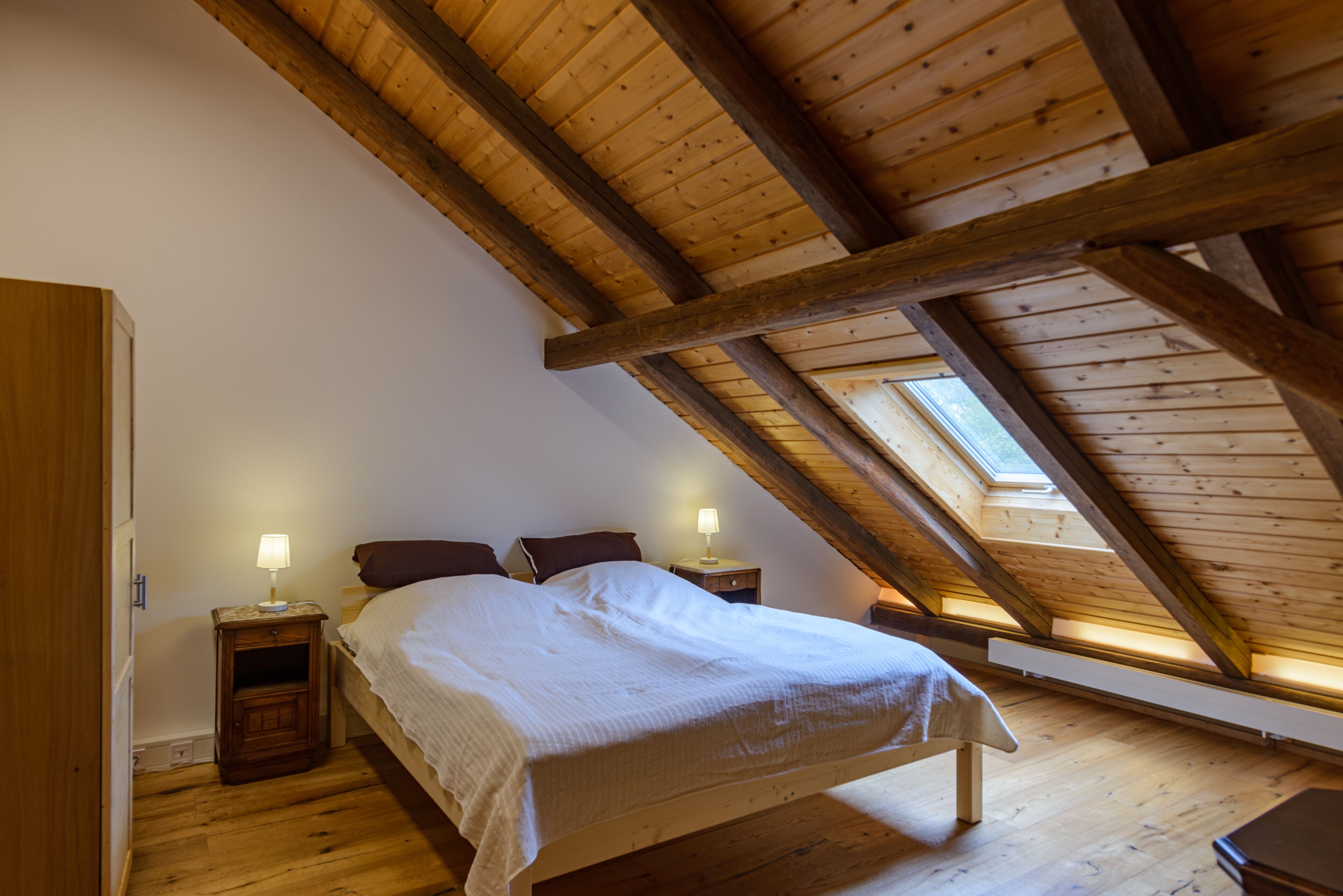 4 dormitoris, un bressol de viatge, wifi gratuïta i roba de llit 