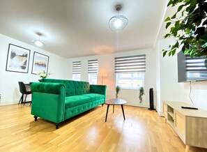 Appartamento Comfort, bagno privato (Flat 8 - 104 Tib Street) | Lounge