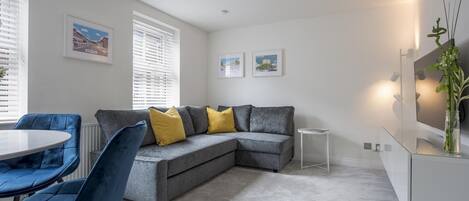 Lyxlägenhet - eget badrum (Penleys) | Lounge