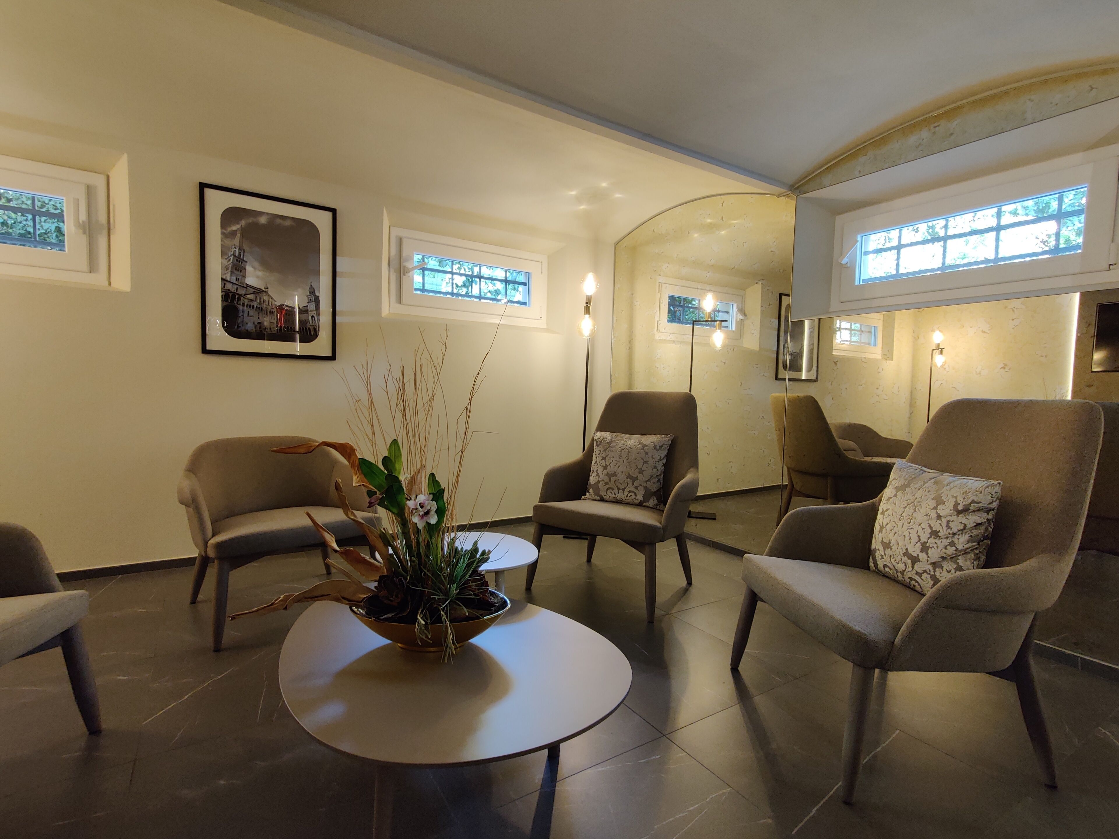 ロビー応接スペース