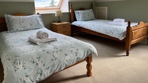 3 habitaciones, cuna de viaje, wifi y ropa de cama