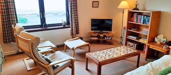 Links Quay 42 - a house that sleeps 4 guests in 2 bedrooms