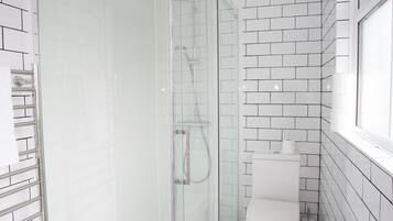 Deluxe House, Private Bathroom, Sea View | Bathroom