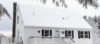 Country Living just minutes from Everything! SKIERS! WE HAVE SNOW!!