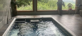 Sunrise on Skyline - Indoor spa - Arcades - Amazing Views!