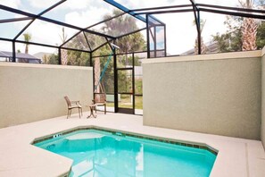 Et oppvarmet basseng