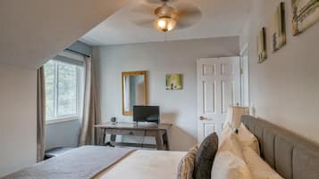 2 Schlafzimmer, Schreibtisch, Bügeleisen/Bügelbrett, kostenloses WLAN