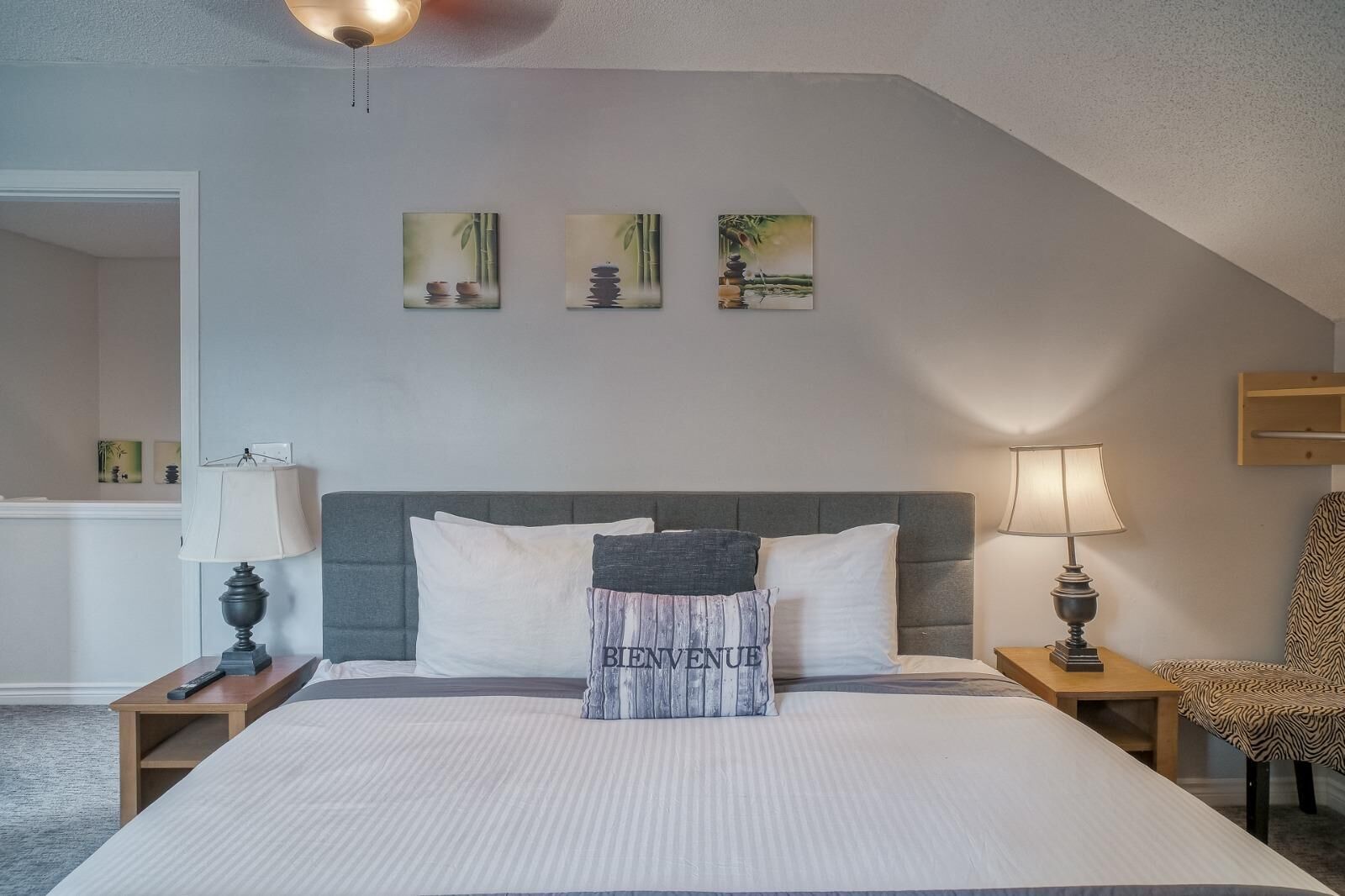 2 slaapkamers, een bureau, een strijkplank/strijkijzer, gratis wifi