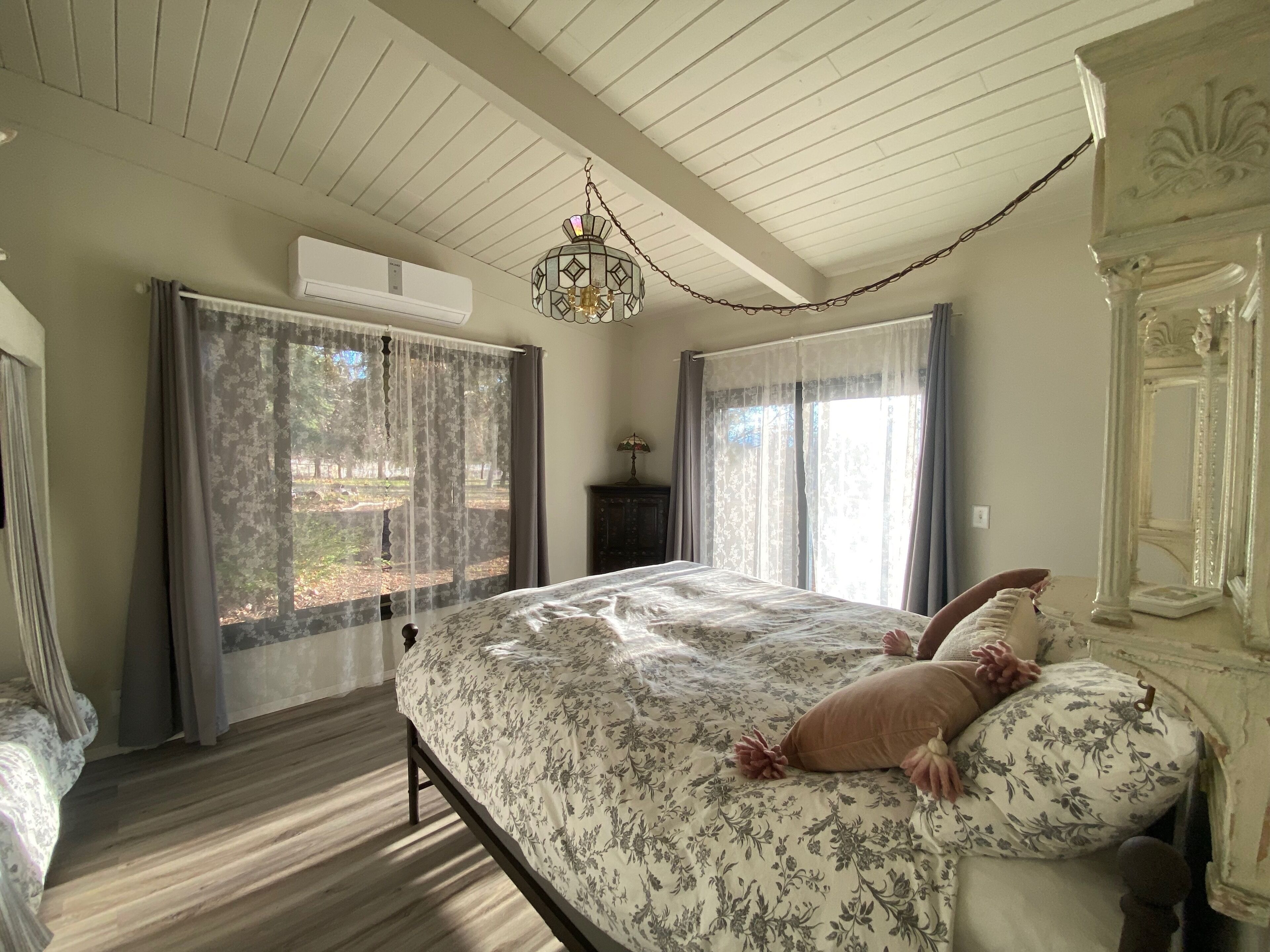 1 chambre, fer et planche à repasser, lit parapluie, Wi-Fi gratuit