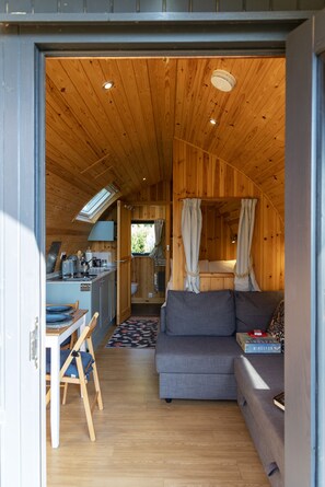 Superior Cabin, Ensuite, Sea View (Belhaven Bay Pod) | Interior - Eco Indigo (Dunbar)