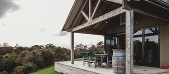 Serenity Lodge with River Views