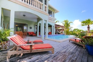 Outdoor pool - Pelican Paradise (Leeward Estates)