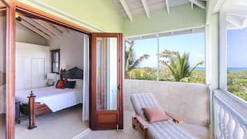 3 bedrooms, iron/ironing board, travel crib, free WiFi