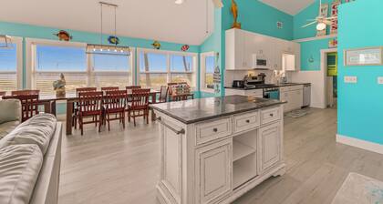 7 Bedroom - Gulf Front W/ Private Pool - 4 Kings, 9 Twins, 1 pull out