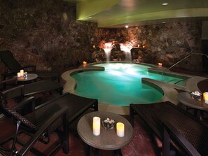 Piscine couverte, piscine extérieure