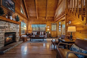 Smart TV, fireplace