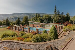 Outdoor pool, a heated pool - Coziest Cultus Tiny Home 2min Drive to Lake! (Lindell Beach)