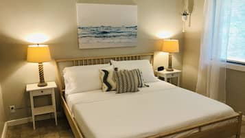 2 bedrooms, in-room safe, iron/ironing board, free WiFi