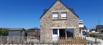 Ocean, beaches, kitesurfing, surfing 400 m away, ground-floor apartment with very large terrace 