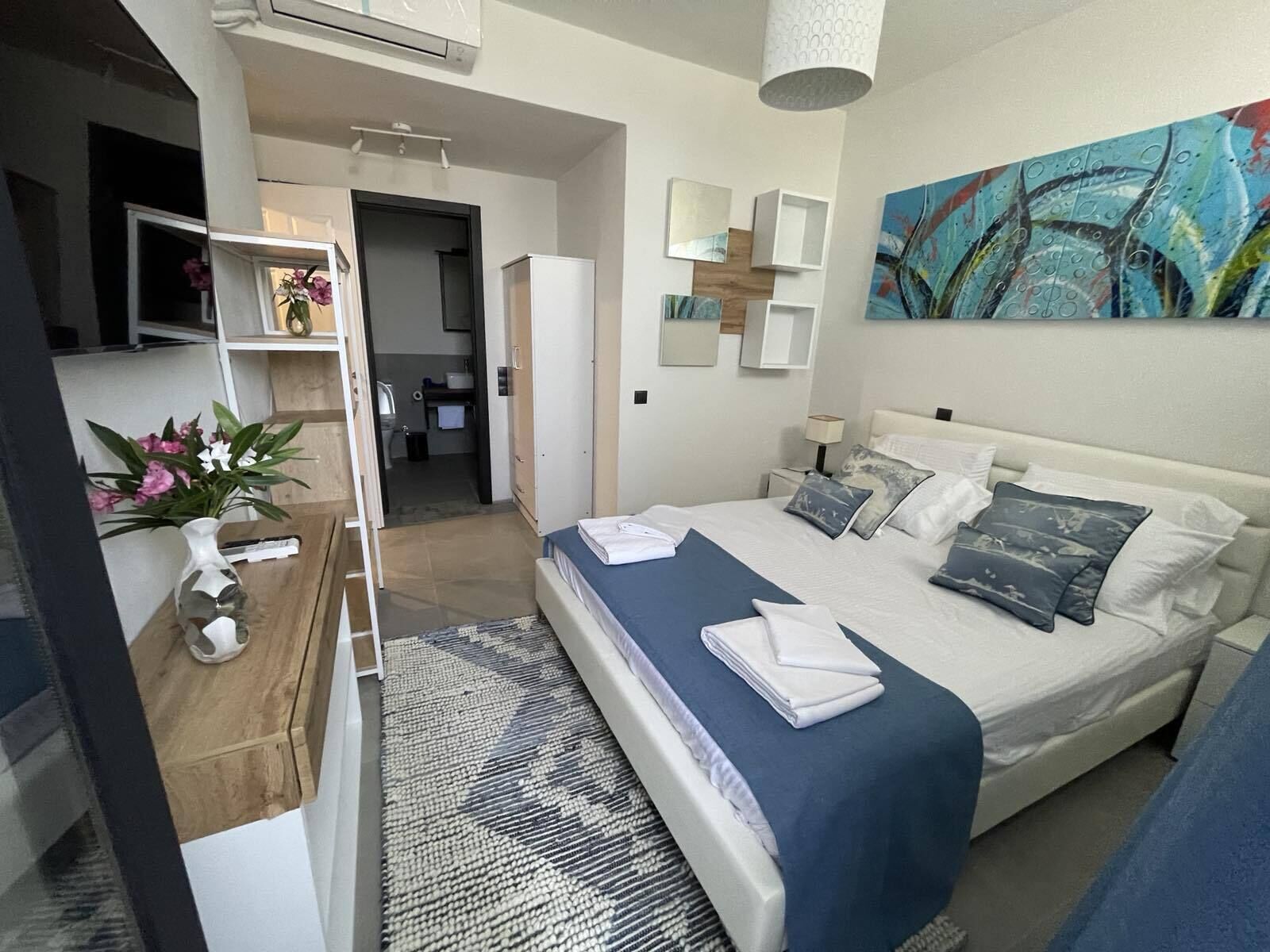 3 habitaciones y caja de seguridad en la habitación 