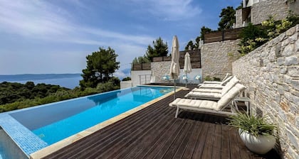 Damari Moondancer Villa in Skiathos, stylish 3-bedroom villa with private pool