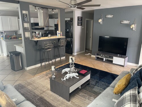 SECURE FAMILY HOME/ VACATION/ WORK SPACE ECT.