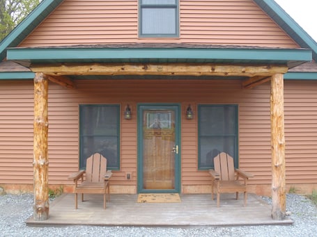 Exterior. Three Bears Lodge of Saratoga Springs