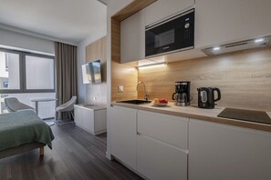 Microwave, stovetop, dishwasher
