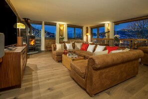 TV, fireplace, DVD player, offices