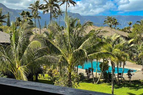 Ocean & mountain view home in amazing setting with pool - walk to Anini Beach