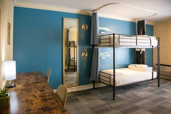 Bed in 4-Bed Female Dorm with Ensuite
