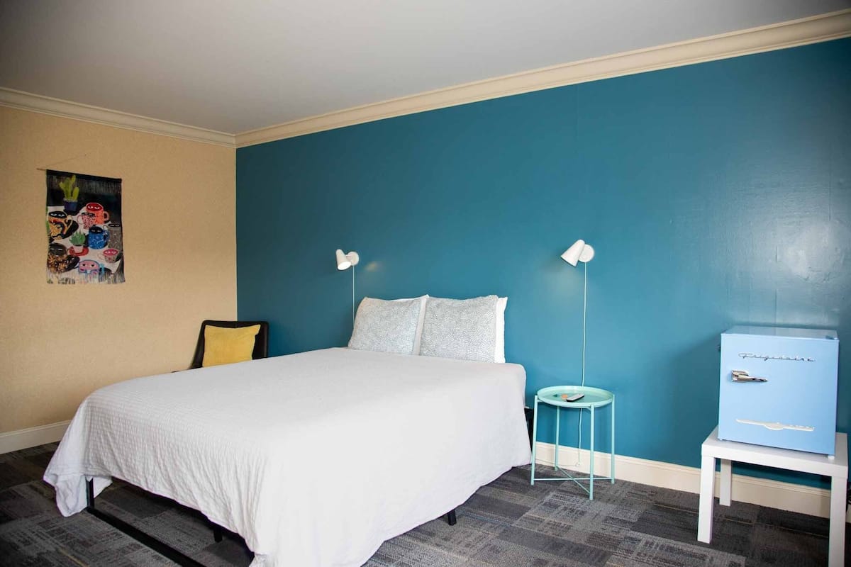 Habitación clásica con 2 camas individuales | Wifi gratis y ropa de cama