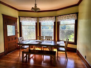 Dining - BaseCampWV-Durbin. Spacious 4 bedroom house w/yard (Durbin)