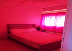 2 bedrooms