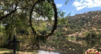 Secret Fishing Pond with Small Off-Grid Camper.🐠 🎣