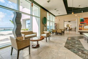 Interior - Top-floor non-penthouse condo with great ocean views, hot tub, heated pool (Galveston)