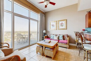 TV, DVD player, foosball - Top-floor non-penthouse condo with great ocean views, hot tub, heated pool (Galveston)