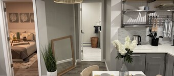 Modern long island guest suite