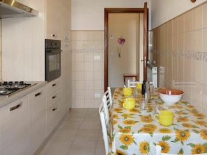 Oven, toaster, highchair