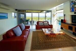 TV - The Seahorse at the Beach (Margaret River)