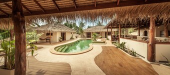 Baan Bai Mai, 2 villas, 8 bedrooms